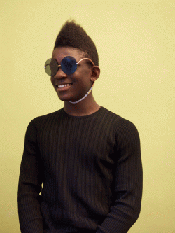 Een van de brillen van Robin Pleun Maas