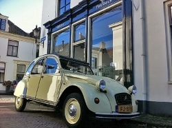 Ook Pouloeuff on tour